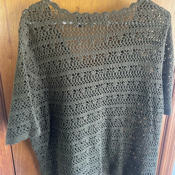 Laura Scott - Picture 3 of 6